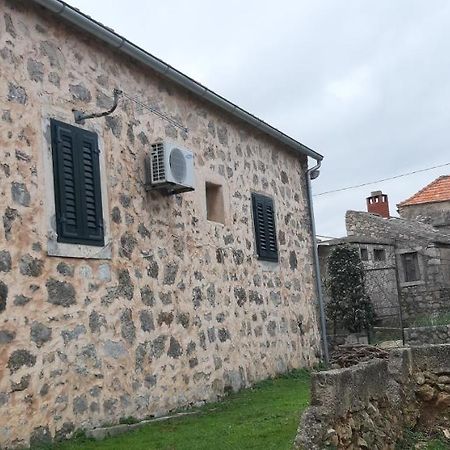 Apartman Bogdan Jelsa  Exteriör bild