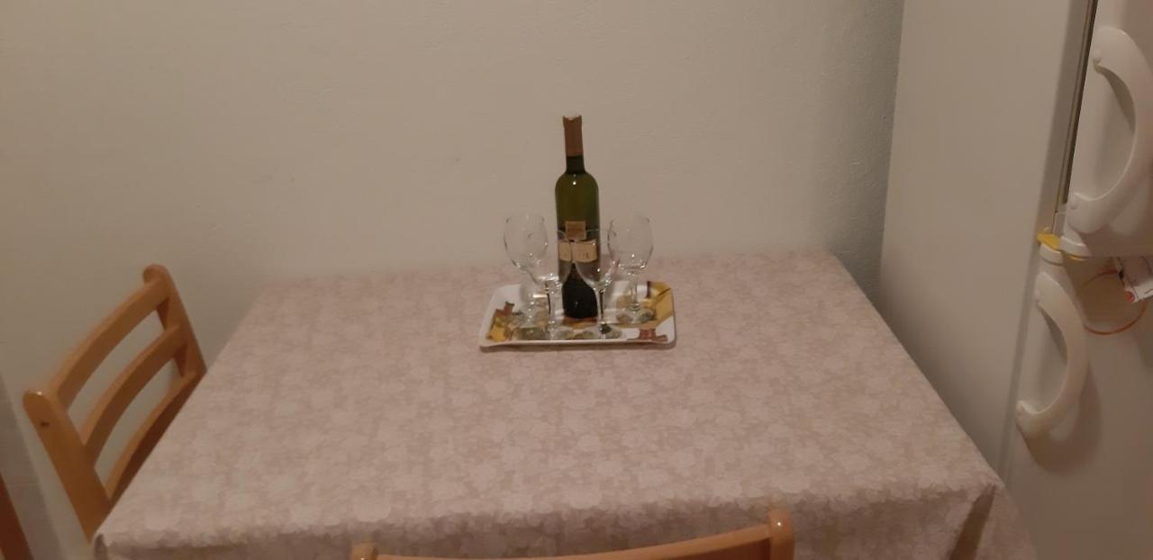 Apartman Bogdan Jelsa  Exteriör bild