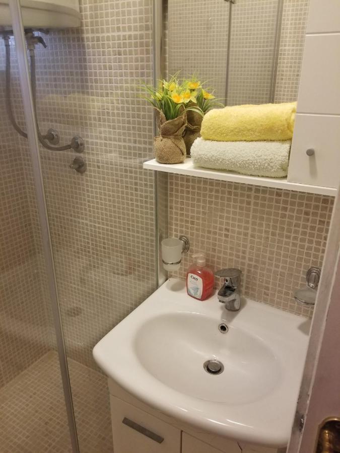 Apartman Bogdan Jelsa  Exteriör bild